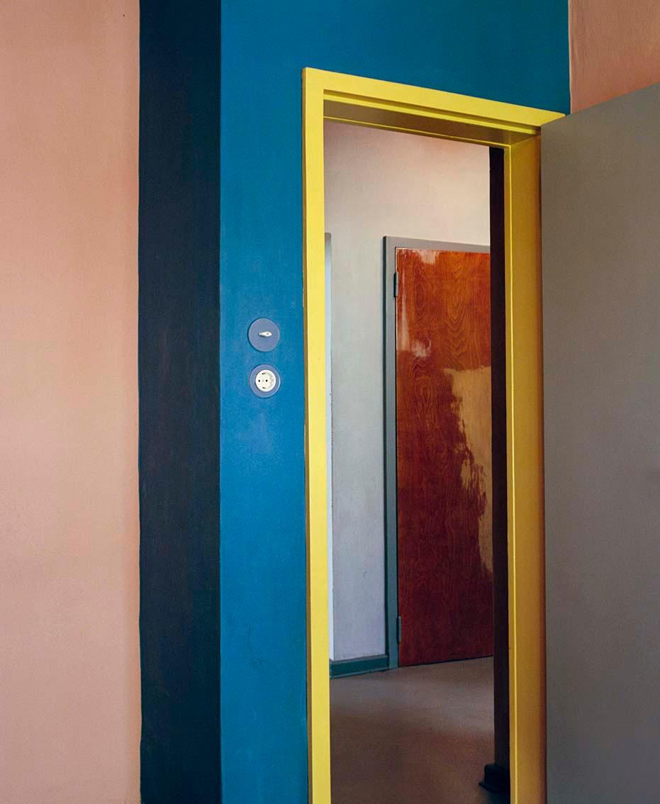 Tür, Haus Muche (a. d .S. „Pair / Unpair“, Dessau) - Margret Hoppe 
